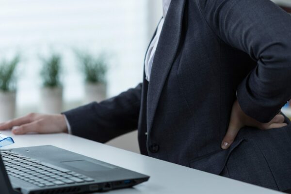 2 Stretches Everyone Needs at a Desk