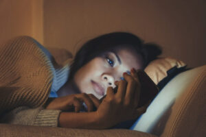 Does Your Anxiety Get Worst at Night? 6 Steps to Manage Evening Anxiety