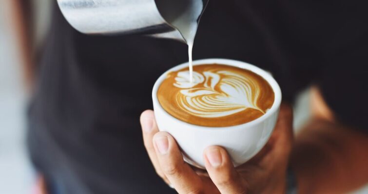does decaf coffee raise cortisol