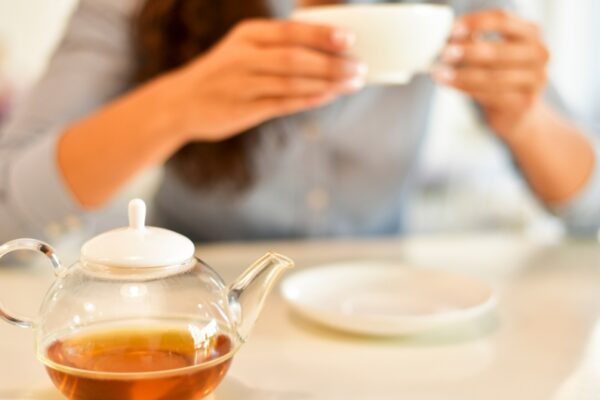 Can Green Tea Soothe Digestive Discomfort? A Look at Polyphenols and Gut Motility
