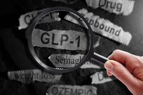 Illustration of GLP-1's interaction with the brain, highlighting its role in appetite regulation and metabolism.