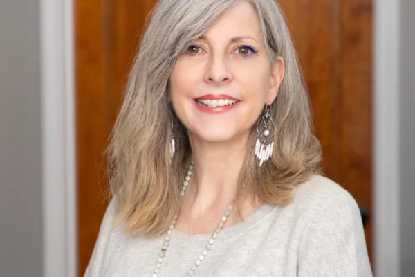 hol+ energy healer Felicia Holden